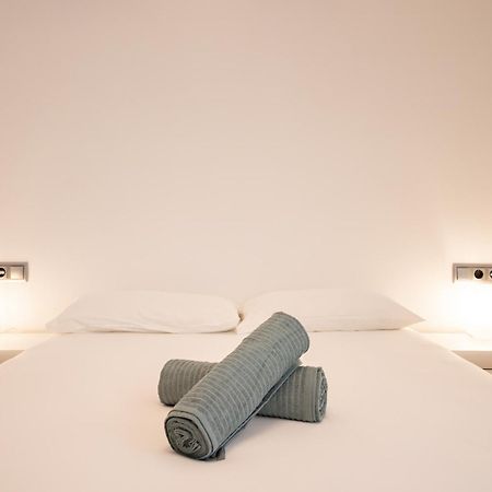 Charming 3 Bedroom Apartment At Triana Center By Oui Sevilla Eksteriør billede
