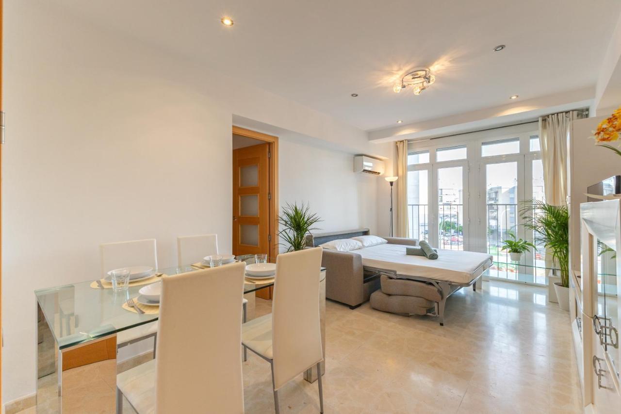 Charming 3 Bedroom Apartment At Triana Center By Oui Sevilla Eksteriør billede