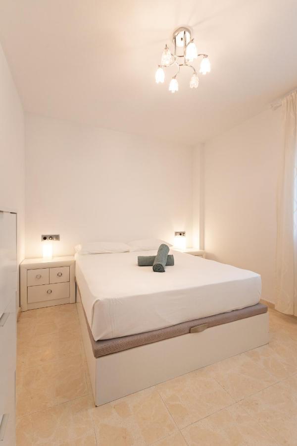 Charming 3 Bedroom Apartment At Triana Center By Oui Sevilla Eksteriør billede