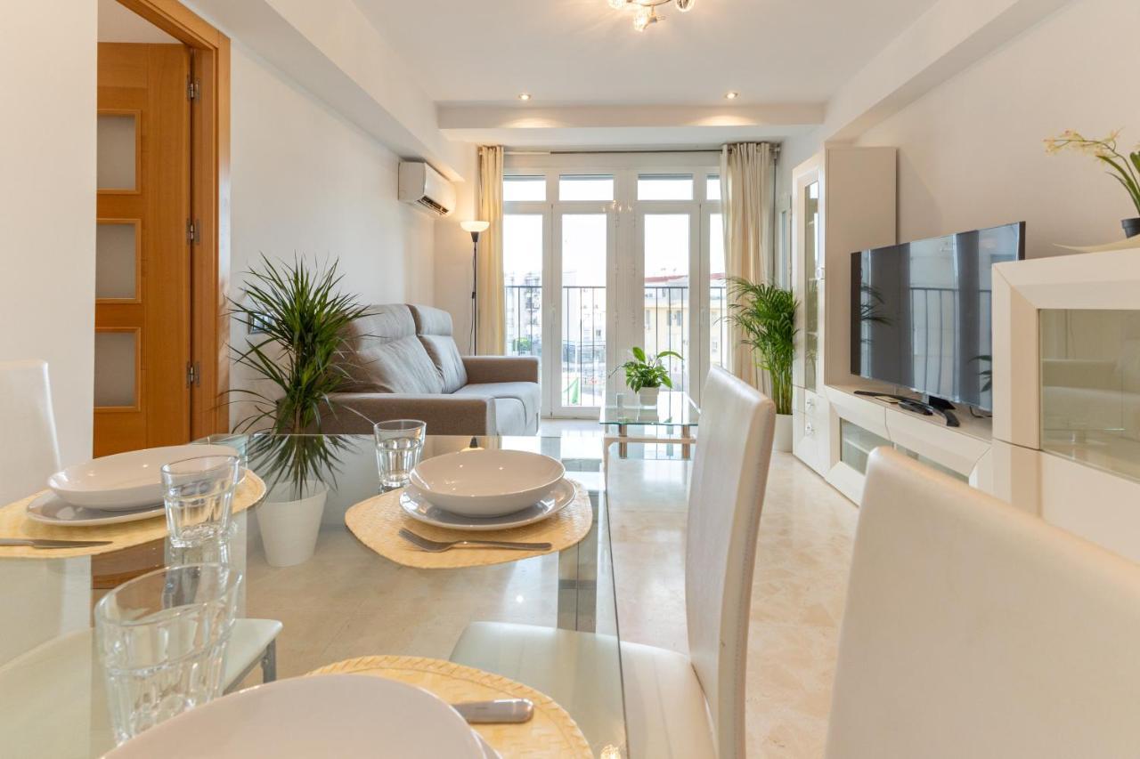 Charming 3 Bedroom Apartment At Triana Center By Oui Sevilla Eksteriør billede