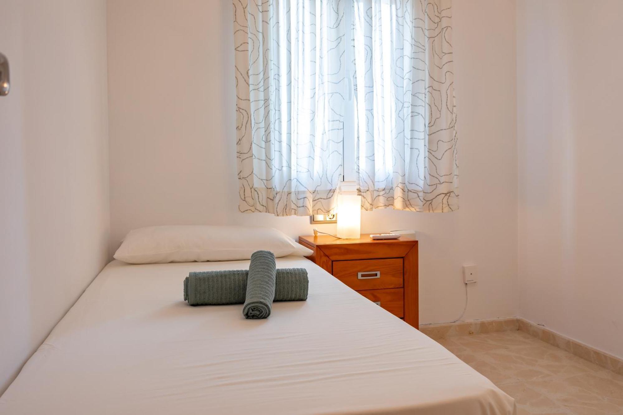 Charming 3 Bedroom Apartment At Triana Center By Oui Sevilla Eksteriør billede