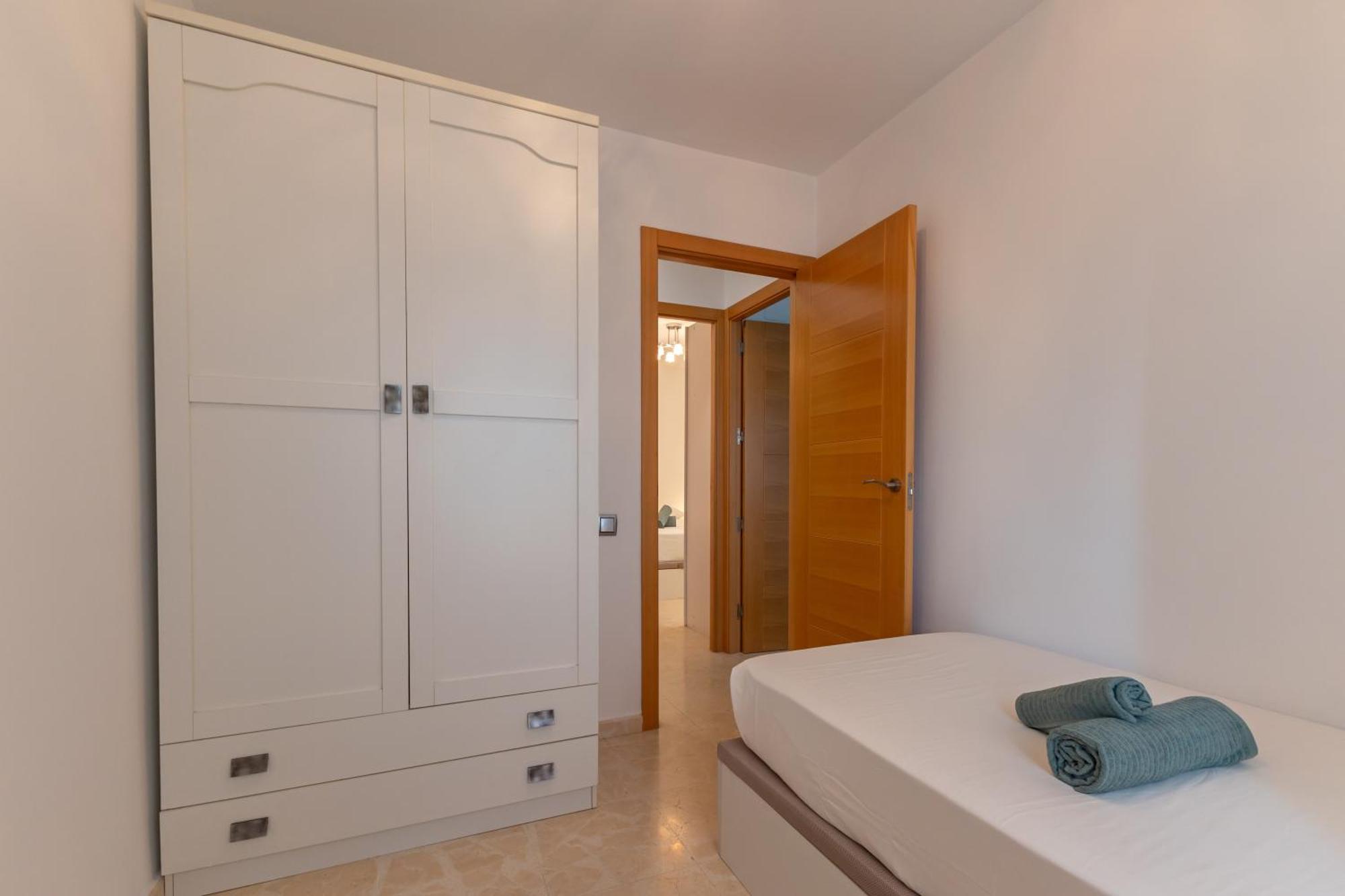 Charming 3 Bedroom Apartment At Triana Center By Oui Sevilla Eksteriør billede
